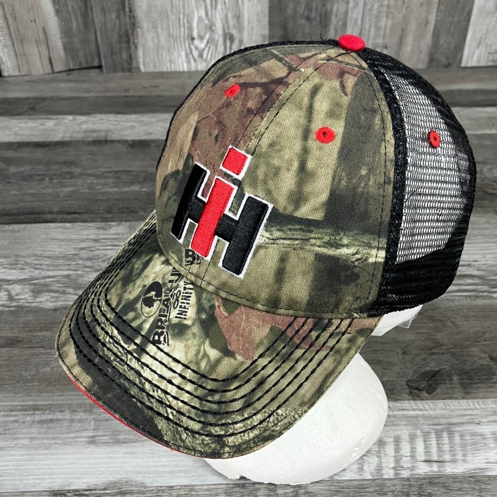 International Harvester IH Camo Mesh Back Trucker Hat Mossy Oak Adjustable Cap